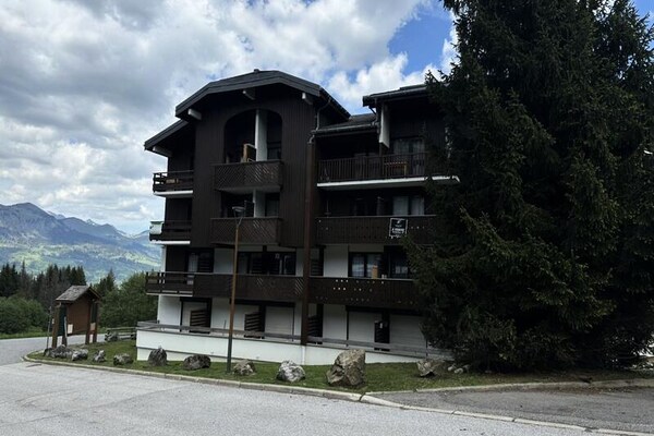 Knusse studio aan de piste in Morillon 1100 voor 4 personen - thumbnail 1
