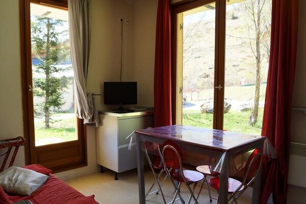 Knus appartement voor 4 personen aan de voet van de pistes in Saint Sorlin - thumbnail 2