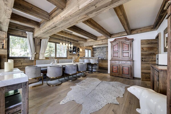 Chalet Neve: Ski-in/ski-out luxe voor 14 personen in Val d'Isère met privézwembad - thumbnail 3