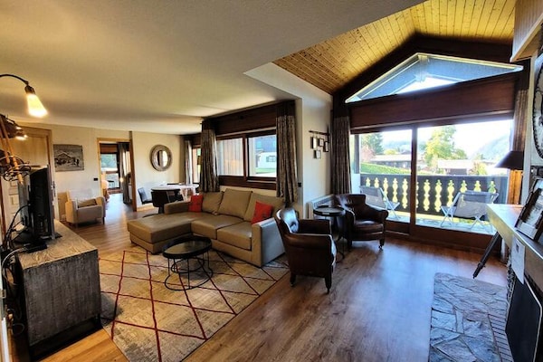 Ski-in/ski-out appartement voor 10 personen aan de piste in Les Gets - thumbnail 2