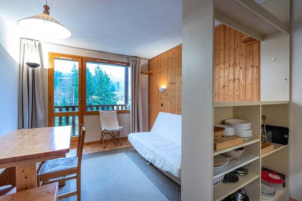 Zonnig appartement op 50m van de piste in Valmorel - thumbnail 3