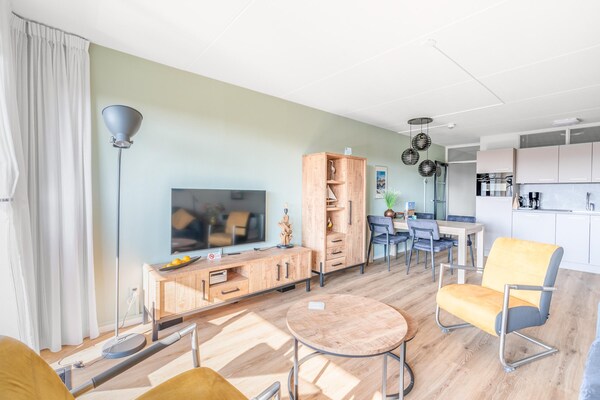 Modern appartement met zeezicht en gerenoveerde keuken in De Koog - thumbnail 4