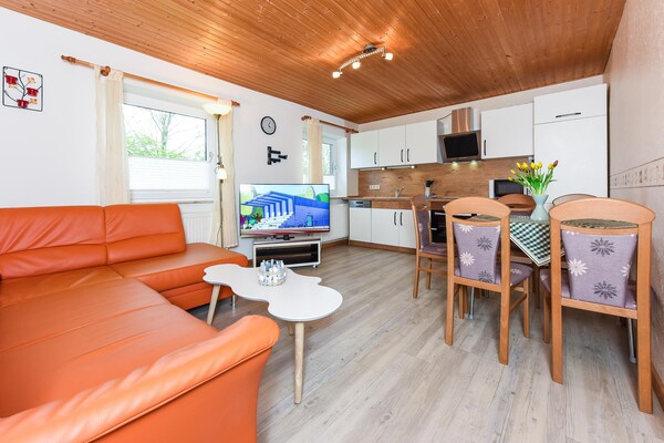 Knus zolderappartement Hafeneck op 900m van het strand in Bensersiel - thumbnail 2