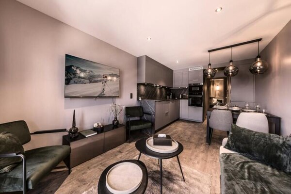Prachtig 3-slaapkamer appartement op 250m van de piste in Méribel Plateau - thumbnail 4