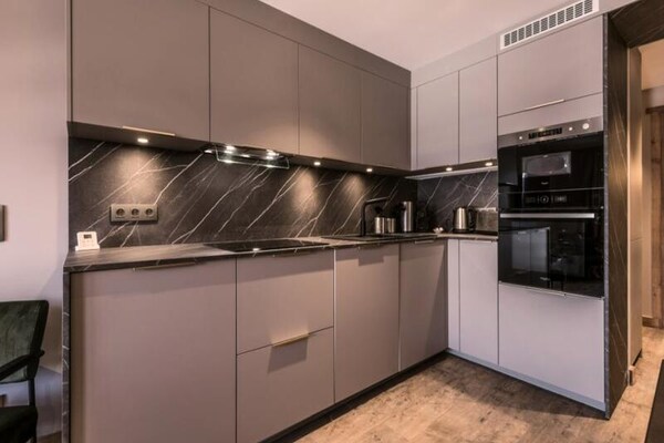 Prachtig 3-slaapkamer appartement op 250m van de piste in Méribel Plateau - thumbnail 6