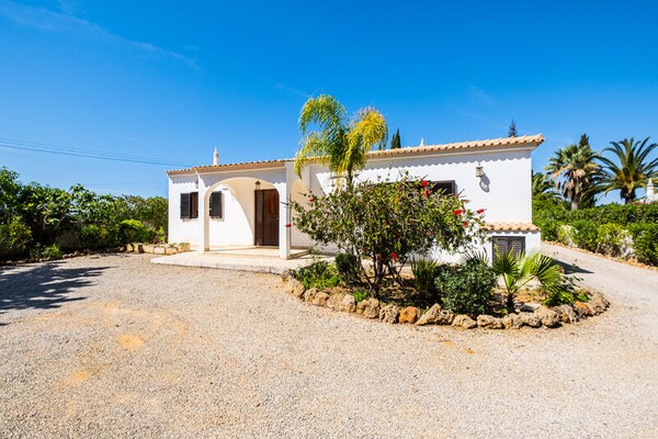 Luxe appartement in Albufeira: 3 slaapkamers, airco en tuin - thumbnail 3