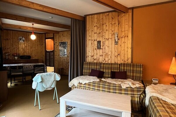 Knus appartement op 300m van de pistes in La Mongie met zuidbalkon - thumbnail 1