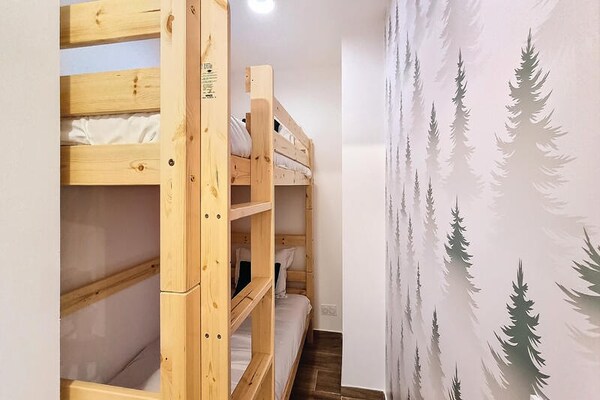 Knus appartement voor 4 op 550m van de piste in Les Gets - thumbnail 4