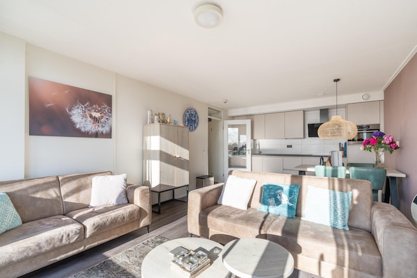 Juliana 074: Luxe 4-persoons appartement op begane grond, 200m van strand - thumbnail 4