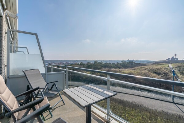 Sfeervol appartement met zeezicht op loopafstand van strand en centrum - thumbnail 2