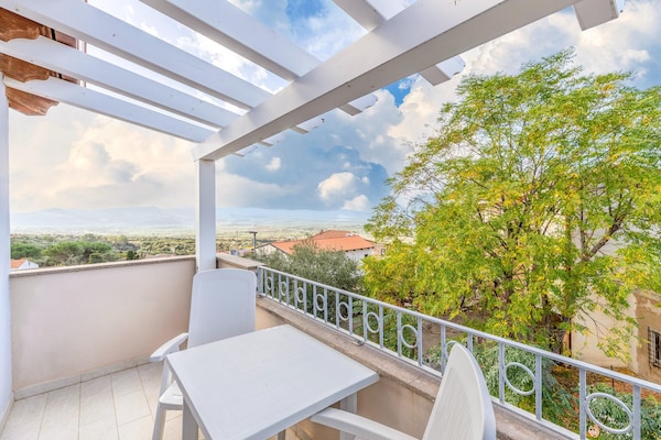 Penthouse Badesi met panoramisch uitzicht, vlakbij zee - thumbnail 2