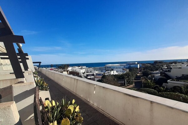 Romantisch appartement met zeezicht en terras in Port Nature, Cap d'Agde - thumbnail 2
