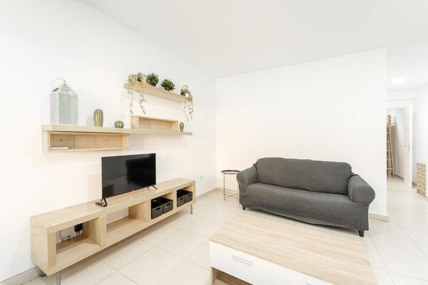 Zonnig appartement voor 6 personen met zwembad in Roses, Costa Brava - thumbnail 5
