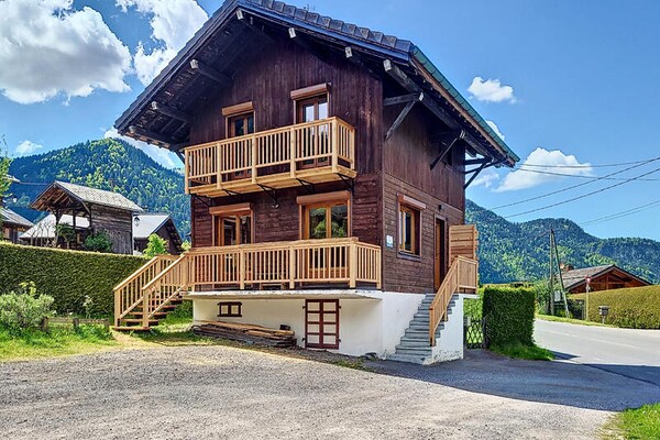 Vrijstaand chalet in Saint Jean d'Aulps, 200m van skibus naar Avoriaz - thumbnail 1