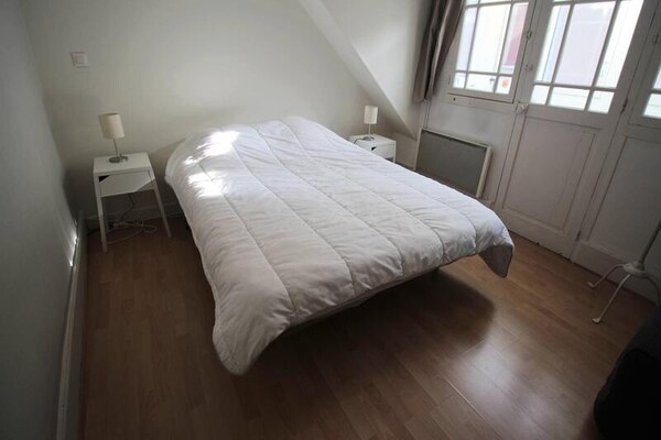 Authentiek appartement in Bagneres de Luchon, vlakbij de kabelbaan en thermen - thumbnail 2