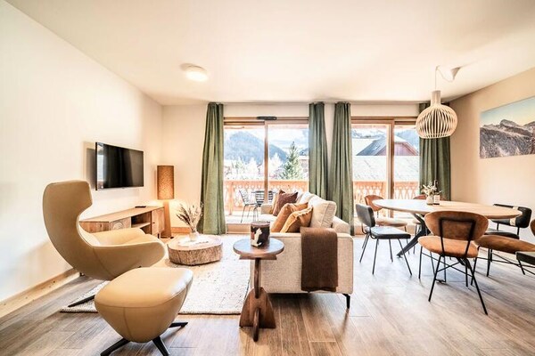 Stijlvol appartement met bergzicht en terras in het hart van Morzine - thumbnail 1
