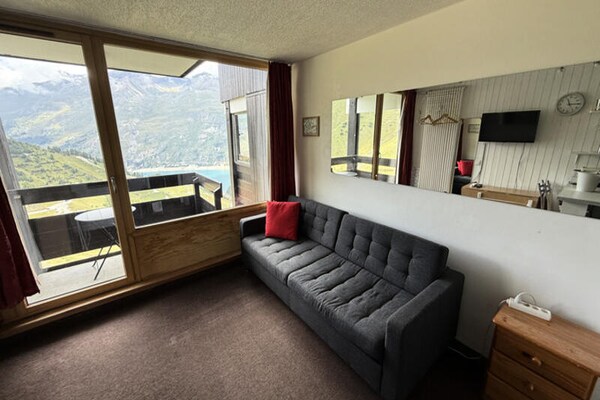 Studio Tignes Le Lavachet | Uitzicht op Meer van Chevril - thumbnail 4