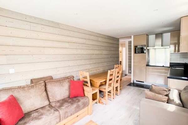 Ski-in/ski-out appartement voor 9 personen op 2100m hoogte in Tignes - thumbnail 3