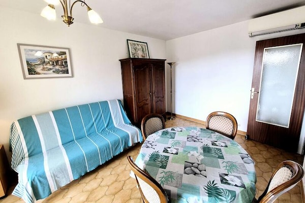 Zonnig appartement op loopafstand van haven en strand in Sanary-sur-Mer - thumbnail 5