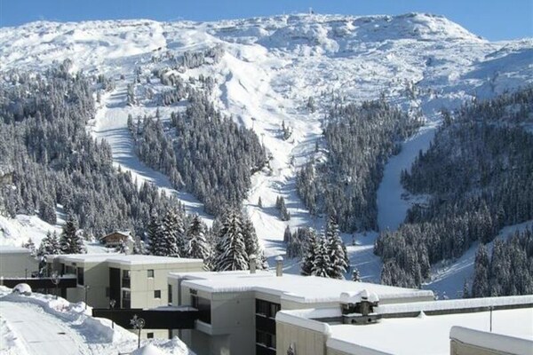 Knus appartement in Flaine Forêt, 250m van de piste met zuidbalkon - thumbnail 1