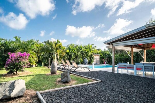Villa Alysea: Elegant appartement met tuin in Saint-François, Guadeloupe - thumbnail 2