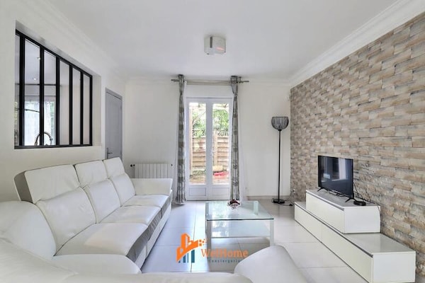 Ruim familie-appartement met grote tuin bij Tours, 8 personen - thumbnail 1
