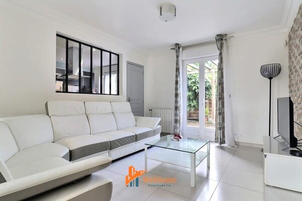 Ruim familie-appartement met grote tuin bij Tours, 8 personen - thumbnail 6