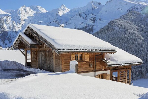 Luxe chaletappartement voor 10 personen met jacuzzi en panoramisch uitzicht in La Clusaz - thumbnail 4
