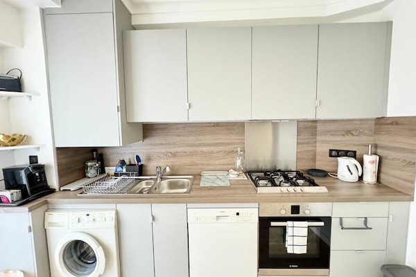 Stijlvol appartement met zeezicht in Cannes Palm Beach, 50m van het strand - thumbnail 5