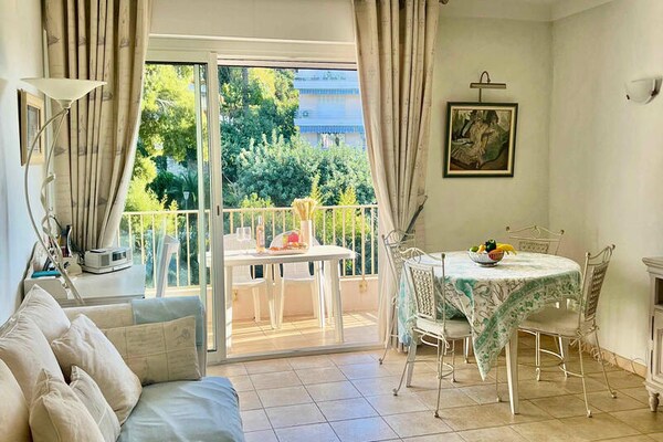 Licht appartement met terras op loopafstand van de Croisette in Cannes - thumbnail 2