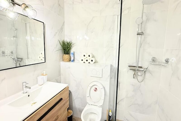 Charmant appartement aan de Côte d'Azur met privéterras en airco - thumbnail 3