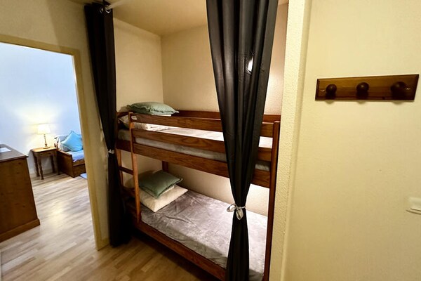 Ruim appartement voor 6 in kuuroord La Bourboule, vlakbij centrum en bergen - thumbnail 3