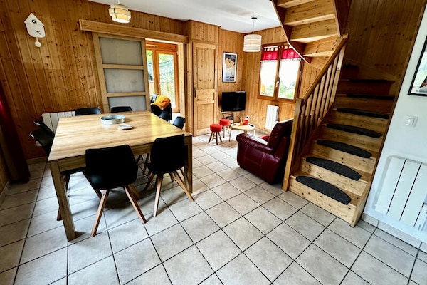 Ruim chalet voor 10 personen met uitzicht op de Monts Dore - thumbnail 4