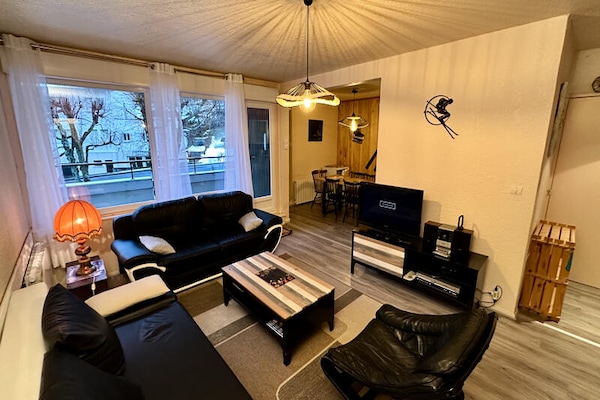 Panoramisch appartement 65m² met terras aan de voet van het Sancy-massief - thumbnail 1