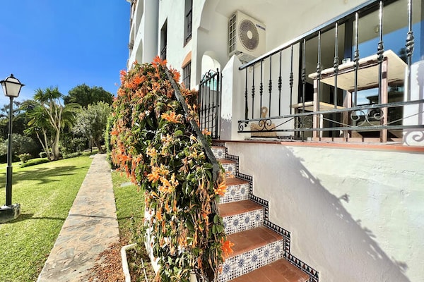 Strandappartement met zeezicht en zwembad in Mijas Costa - thumbnail 4