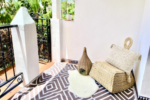 Strandappartement met zeezicht en zwembad in Mijas Costa - thumbnail 6