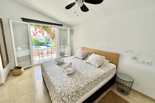 Licht appartement bij het strand van El Saladillo, Estepona - thumbnail 3