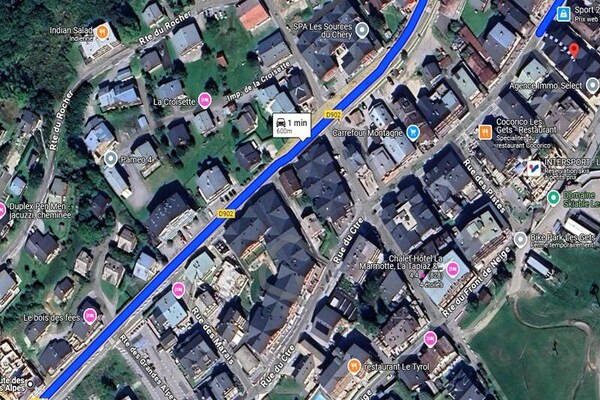 Licht appartement met groot terras, 300m van centrum Les Gets - thumbnail 1