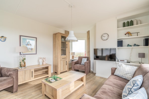Juliana 170: Gezellig appartement met uitzicht over bos en zee in De Koog - thumbnail 6