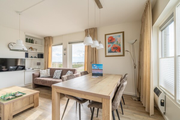 Juliana 170: Gezellig appartement met uitzicht over bos en zee in De Koog - thumbnail 5
