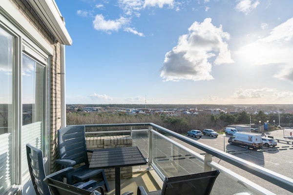 Juliana 170: Gezellig appartement met uitzicht over bos en zee in De Koog - thumbnail 2