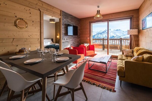 Prachtig skiappartement in La Toussuire met panoramisch uitzicht en ski-in/ski-out - thumbnail 1