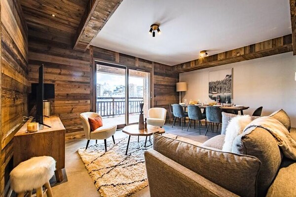Ski-in/ski-out appartement met jacuzzi en uitzicht in La Toussuire - thumbnail 1
