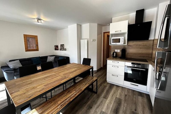 Ruim chalet voor 8 personen in Plagne Soleil met zonnig panoramisch uitzicht - thumbnail 1