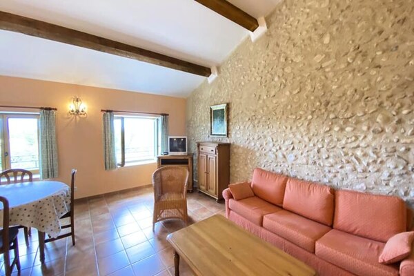 Appartement op lavendeldomein bij Valensole met zwembad - thumbnail 6