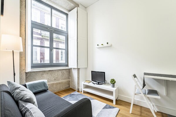Knus appartement in hartje Porto, vlakbij metro en Douro - thumbnail 3