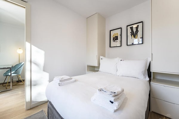 Knus appartement in hartje Porto met balkon en airco - thumbnail 2