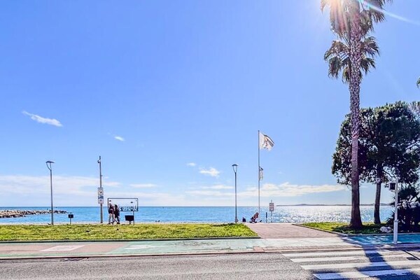 Lichte Studio op 3 Minuten van het Strand in Cagnes-sur-Mer - thumbnail 4