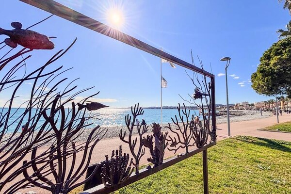 Lichte Studio op 3 Minuten van het Strand in Cagnes-sur-Mer - thumbnail 6