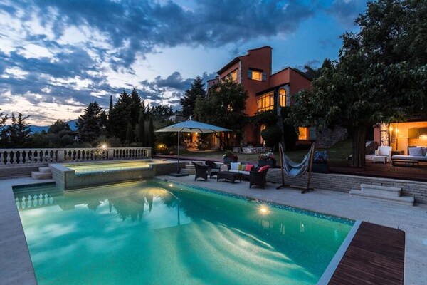 Provençaalse villa voor 18 personen met verwarmd zwembad bij Cannes - thumbnail 1